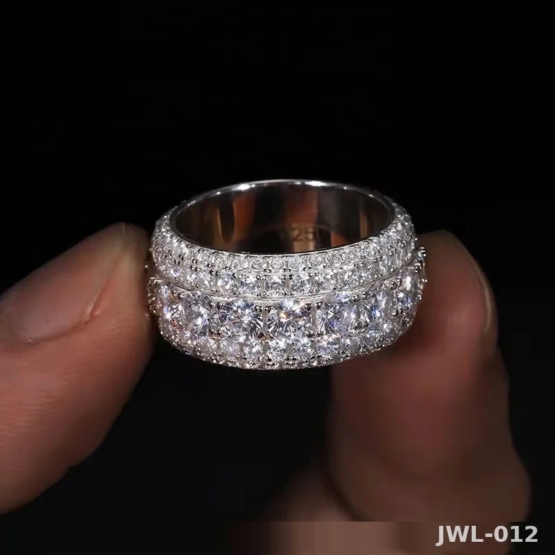 Iced Out Luxury Ring · Gold / Rhodium · 925 Silver · VVS Moissanite