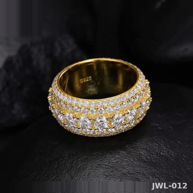 Iced Out Luxury Ring · Gold / Rhodium · 925 Silver · VVS Moissanite