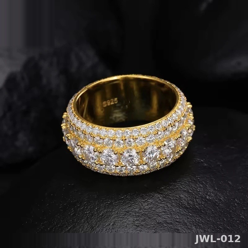 Iced Out Luxury Ring · Gold / Rhodium · 925 Silver · VVS Moissanite