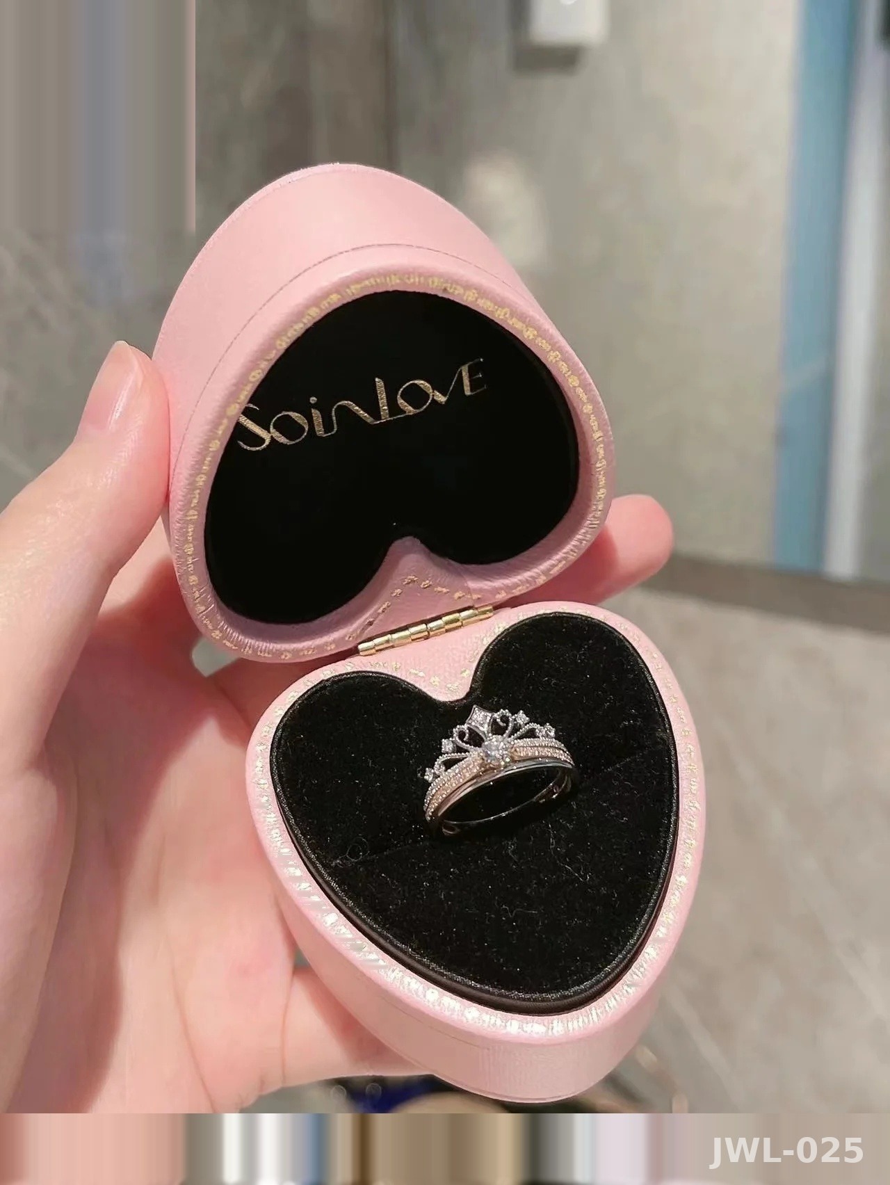 Iced Out Crown Ring · Detachable · Rose Gold · 925 Silver · Moissanite