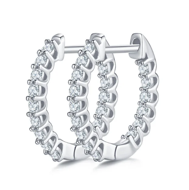 S925 Rhodium Stud Earrings · 11ct · 925 Silver · VVS Moissanite